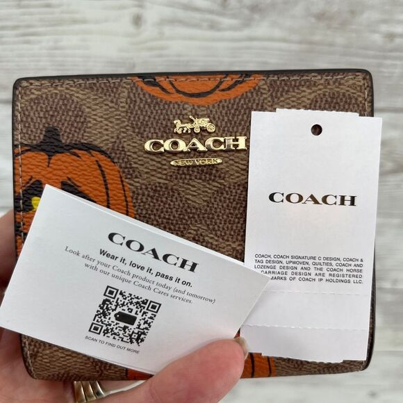 Authentic Coach Snap Wallet In Signature Canvas With Halloween Print Bag Purse - Picture 6 of 7